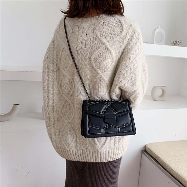 

2020 new messenger bag shoulder chain small square bag women