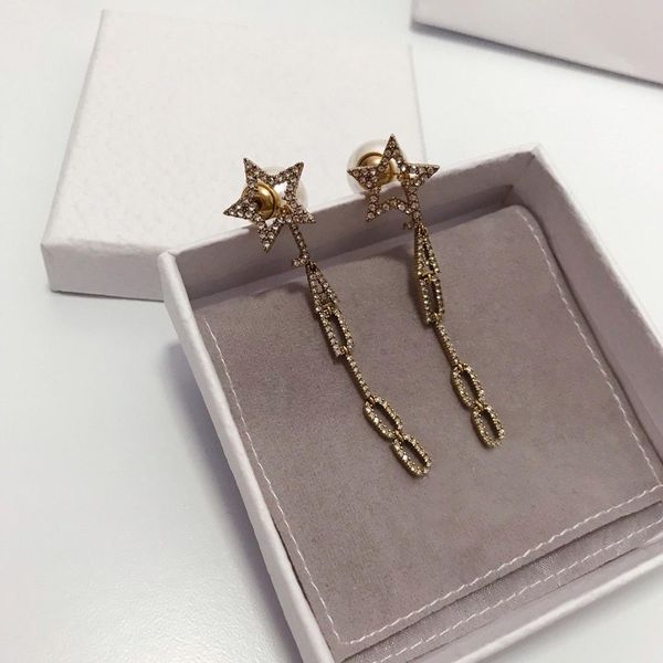 

d family/di family 2020 pearl earrings female temperament female diamond star earrings, White