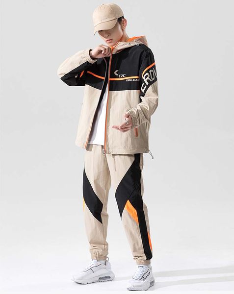 

Mens Tracksuits Autumn Fashion Men Letter Print Outdoor Sport Suits Casual Men Panelled Hooded Tracksuit 2 Colors Asian Size M-4XL