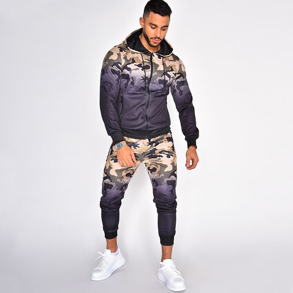 

mens tracksuits 2020 autumn fashion new men camouflage print sport suits casual men hooded active sets 3 colors asian size m-3xl