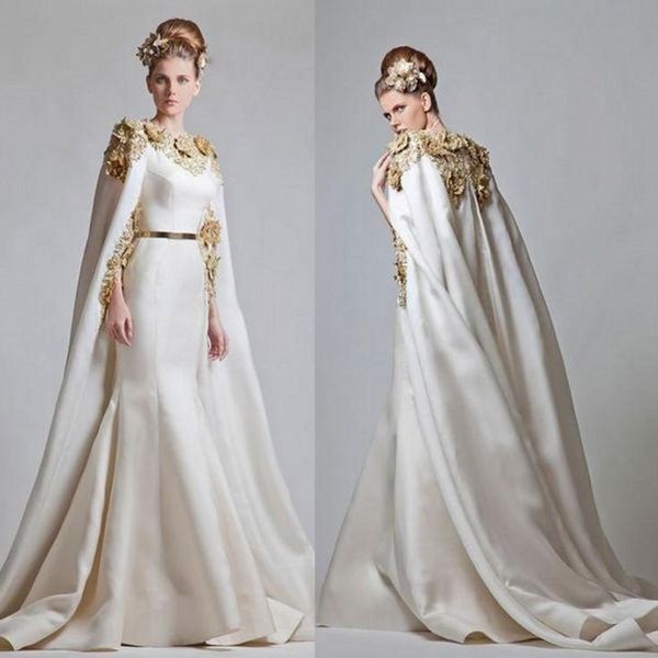 Ausgefallene, elegante Abendkleider von Zuhair Murad, Goldapplikationen, Satin, Meerjungfrau-Abschlussballkleider mit Cape Sweep Train, saudi-arabische formelle Kleidung