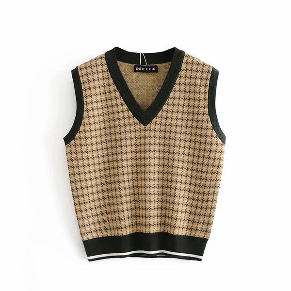 

2020 vintage design women's tank camis fall new women's fashion fashion show thin v-neck sleeveless plaid sweater vest outside we, White