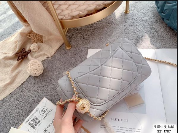 

Women Shoulder Bags real sheepskin leather Lozenge Handbags Metal leather chain portable bag genuine leather Diagonal Bags gray