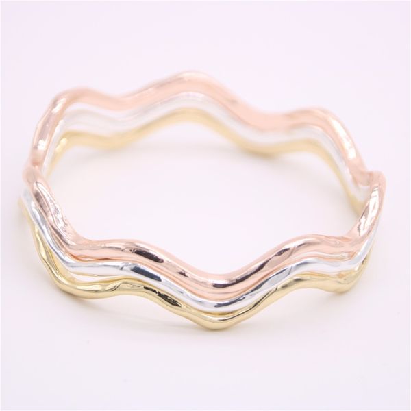 

fashion waves of the bangles very nice curves bangles lovely lady corrugated metal bangles for women gift, Black