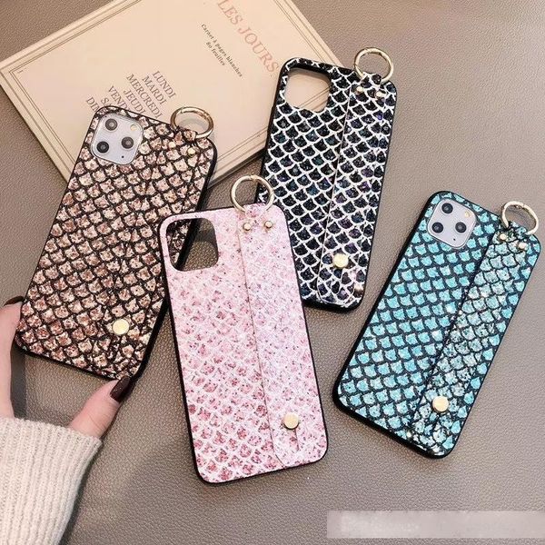 

for iphone 11 pro max 6 7 8 plus cover blingbling fish scale stand holder phone case for iphone xsmax xr xs beautiful cases bag