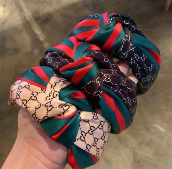 

Women hairband Letter red and green stripe knotted headbands wide edge hairpin satin patchwork foreign head headband factory price