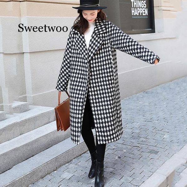 

2020 new women medium length woolen coat autumn winter female black white checked coat loose plaid trench plus size, Tan;black