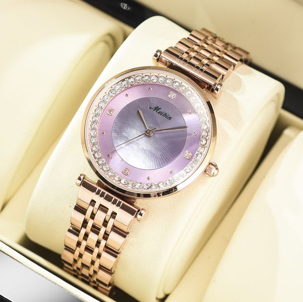 

womens high-end fashion diamond set quartz watch, Slivery;brown