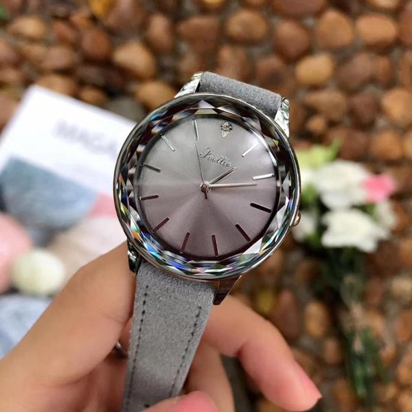 

luxury fashion style analog wrist watches for ladies women montre relogio, Slivery;brown