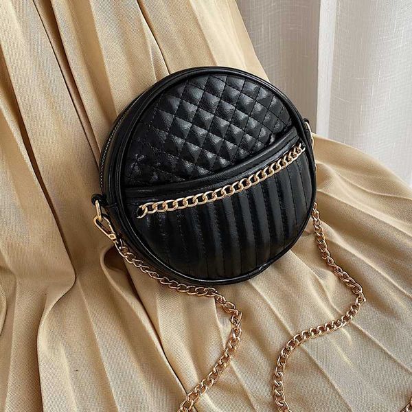

rhombus shoulder bag popular & new chain round shoulder bagwidth 18cm high 18cm thickness 5cm