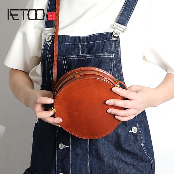 

aetoo vintage women's bags, head-layer cowhide round belt bag, women's fashion hundred with a slant bag