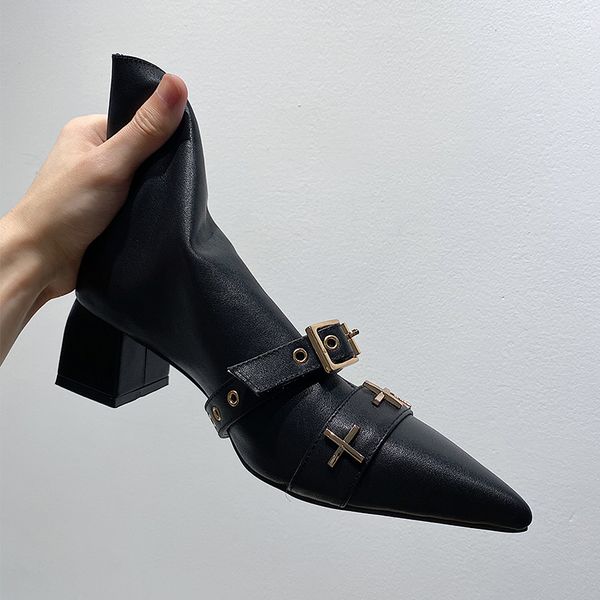 

bottes femme 2020 new winter shoes women's ankle boots genuine leather metal decoration soft motorcycle boots zapatos mujer, Black