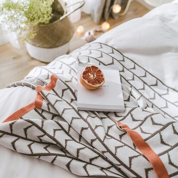 

yuris knitted sofa blanket. casual napping blanket. bed towel for summer and air conditioning environment for children and adult