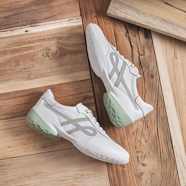 

2020 new fashion casual shoes autumn new womens shoes breathable womens casual sneakers womens lace-up flat shoes, Black