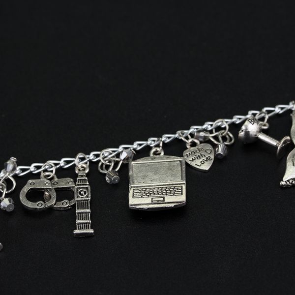 

50 fifty shades of grey charms bracelet handcuffs hand catenary vintage bracelets for men women fashion jewelry01, Golden;silver