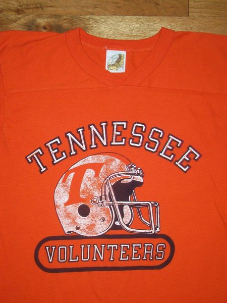 

vintage tennessee volunteers college football team t shirt small 081819