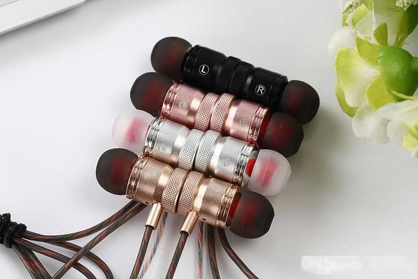 

for iphone 7 bt22 bluetooth earphone magnetic wireless headphone in-ear stereo headset jogging headset ear239