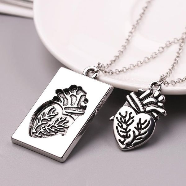 

2 pc/set Puzzle Heart Necklace Puzzle Jewelry Couple Collares Anatomical Heart Necklace Women Valentine Day Romantic Gift Lover, Silver
