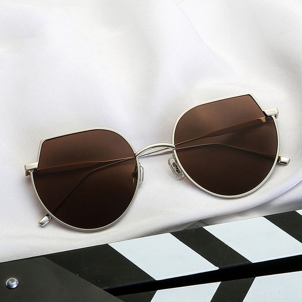 

veshion 2020 new sunglasses sunglasses cat ear big frame, White;black