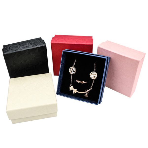 

10pcs high hardness carton shell pattern jewelry set box earrings earrings necklace pendant bracelet jewelry storage packaging display box, Black;white