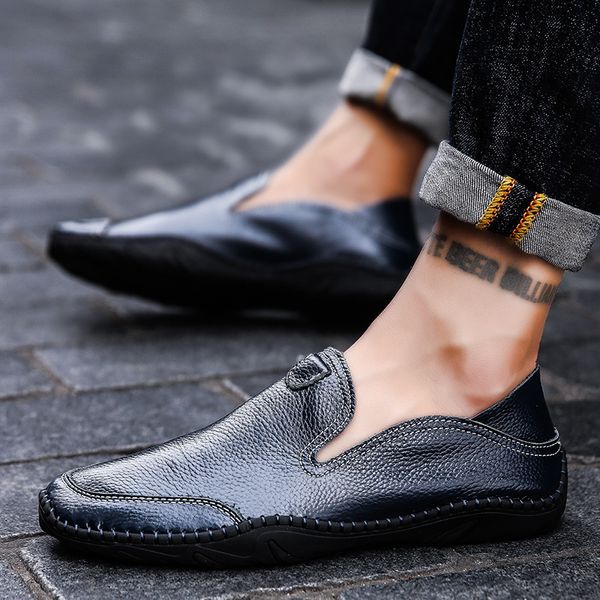 

2020 new summer large casual shoes fashion mens moccasin-gommino full-grain leather mens shoes lazy driving shoes, Black