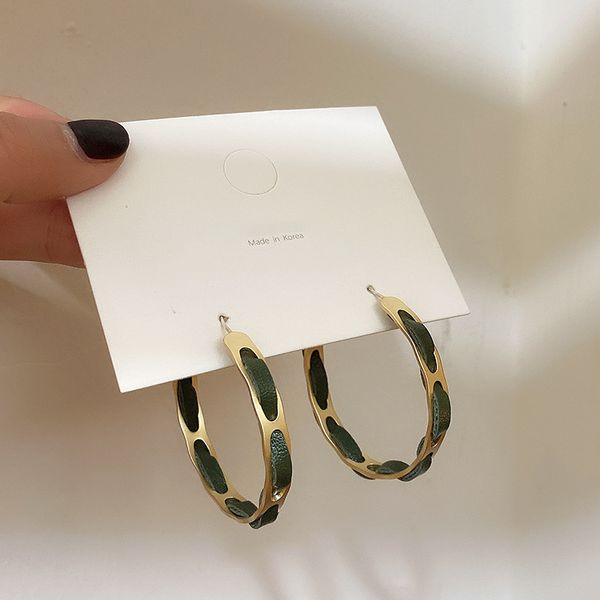 

2020 new women temperament wild fashion leather metal gold big hoops earrings for girl hoop ear ring wedding jewelery party gift, Golden;silver