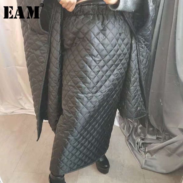 

[eam] 2020 spring woman stylish black green color high waist diamond shape cotton-padded half-body skirt all match li073