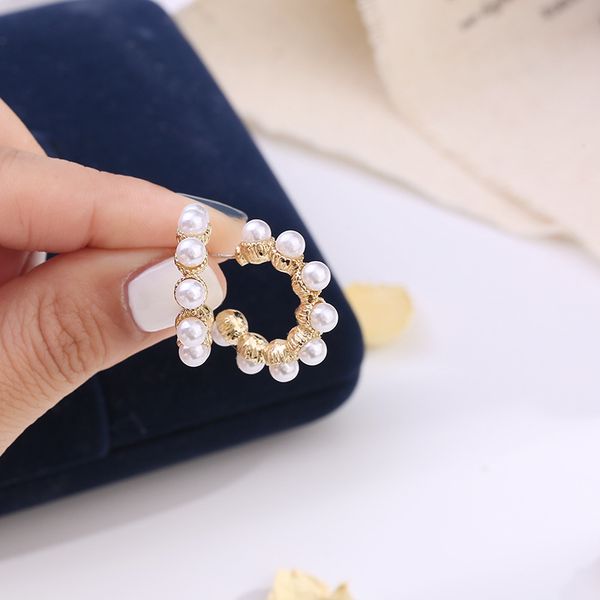 

hoop & huggie fashion vintage c shaped simulated pearls round circle earrings gold color small earring women jewelry gift, Golden;silver