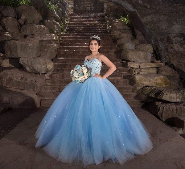 Cristais Princesa vestido de baile Querida Prom Dresses frisados ​​Sequins Luz do Céu Azul Quinceanera Corset 16 celebridade Brithday Partido Vestidos