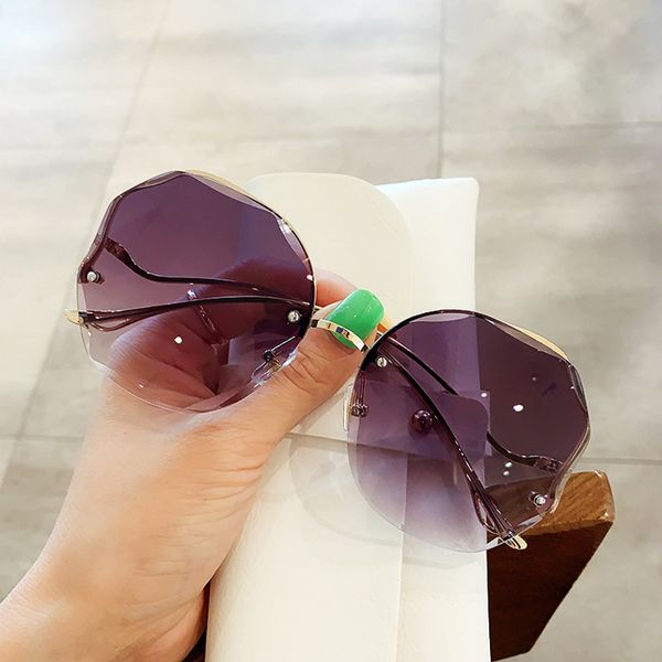 

design fashion round rimless sunglasses women vintage diamond cutting gradient wave pattern metal sun glasses uv400, White;black