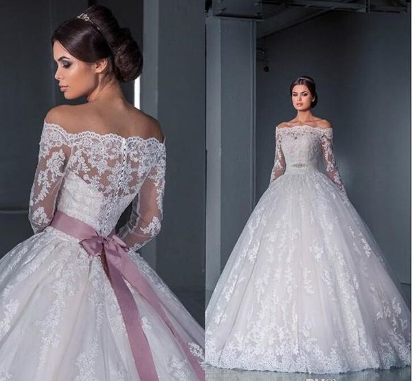 

luxurious ball gown princess lace wedding dresses 2020 new off the shoulder long sleeves chapel train tulle appliques beads bridal gowns aq1, White