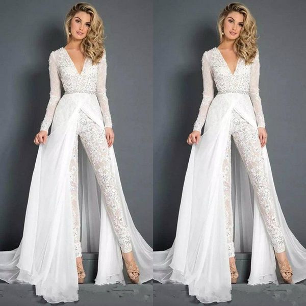 2022 Mode-Spitze-Chiffon-Hochzeitskleid-Jumpsuits mit Überrock, bescheidener V-Ausschnitt, lange Ärmel, Brautkleider, Strand, lässige Hosenanzüge, Kleider für die Braut