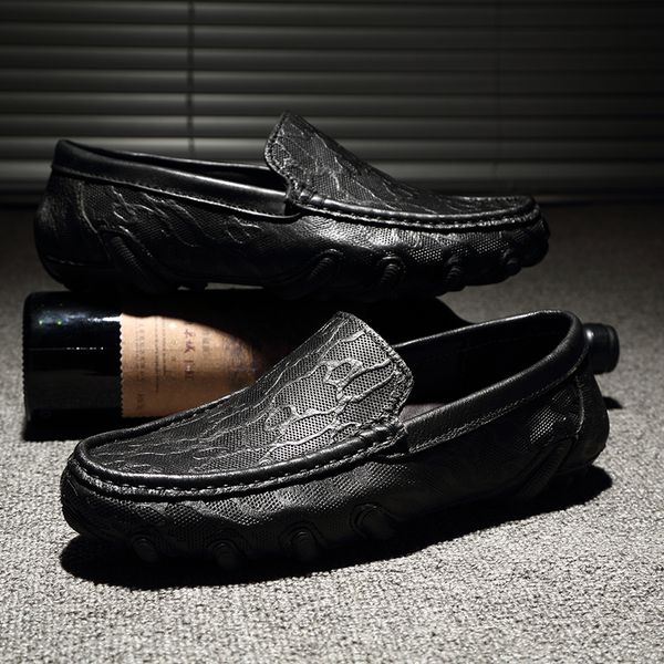 

men shoes loafers leather lightweight men 's casual footwear brand comfortable spring summer fashion breathable male shoes, Black