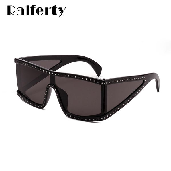 

Ralferty Oversized Square Sunglasses Women Men 2020 Vintage Brand Punk Flat Top Rivet One Piece Street Style Gafas Shades W2075, White;black