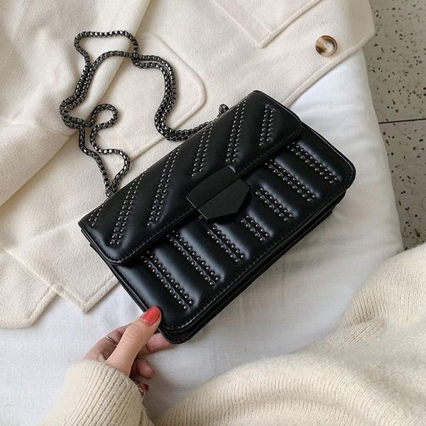 

малая кожа pu crossbody сумка для женщин 2020 заклепки конструктора цепи плеча сумки женщина путешествие сумки