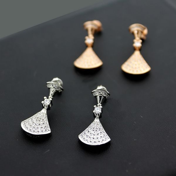 

europe america style lady women titanium steel tassels engraved b initials full diamond stud earrings 2 color, Golden;silver