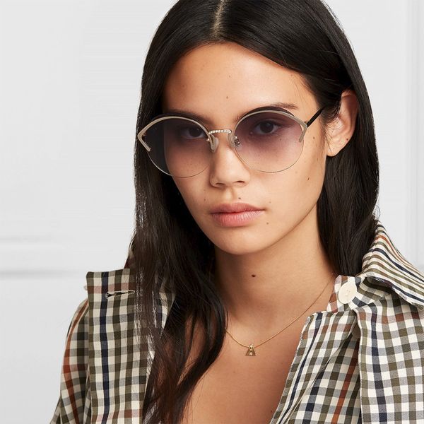 

sunglasses 2021 female trend net red same cat eye round eyebrow, White;black