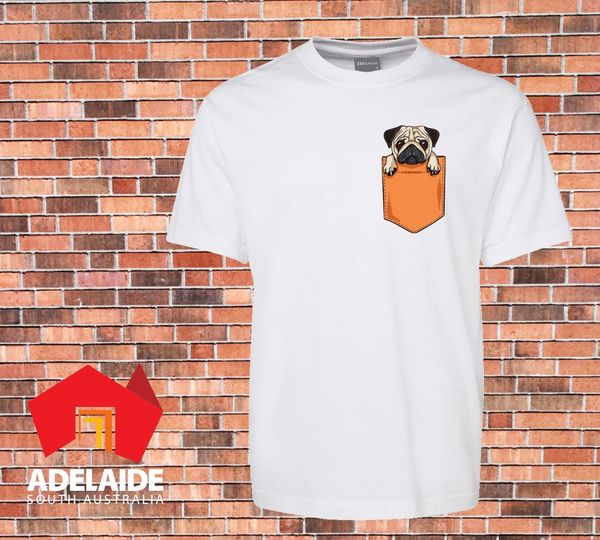 

2019 new summer fashion men tee shirt very funny white t-shirt printed cute pug dog pocket new design casual t-shirt