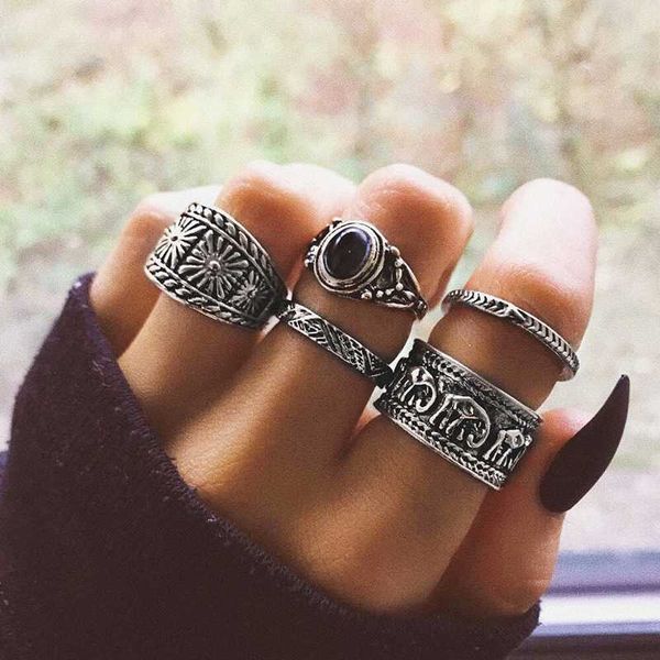 

classic color big alloy bohemian ring set vintage round totem women's rings with black stone bague anel female jewelry rings, Golden;silver