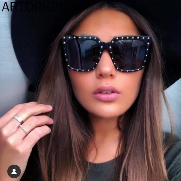 

stylish square female glasses full rivets brand sun glasses women men uv400 big-shades oversized lunette de soleil, White;black