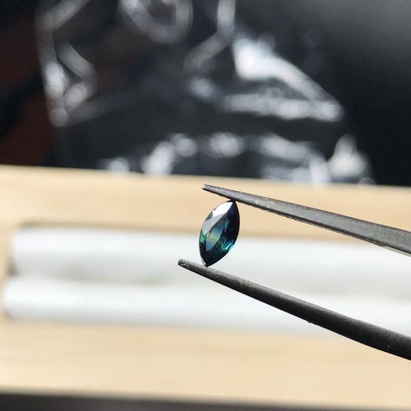

natrual sapphire bare stone wholesale, low price 0.3ct, Black