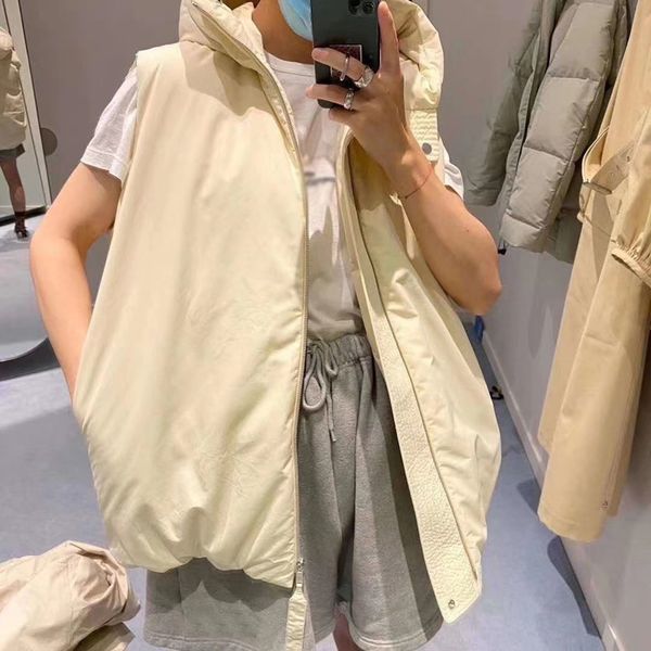 

8.28 2020 autumn new pure duck down with storage bag fashion casual sleeveless zipper hooded down vest women, Black