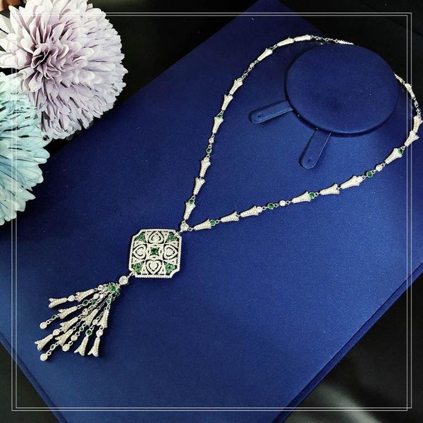 

high-end fashion grand lady banquet necklace green the dance party light and decoration online celebrit, Silver