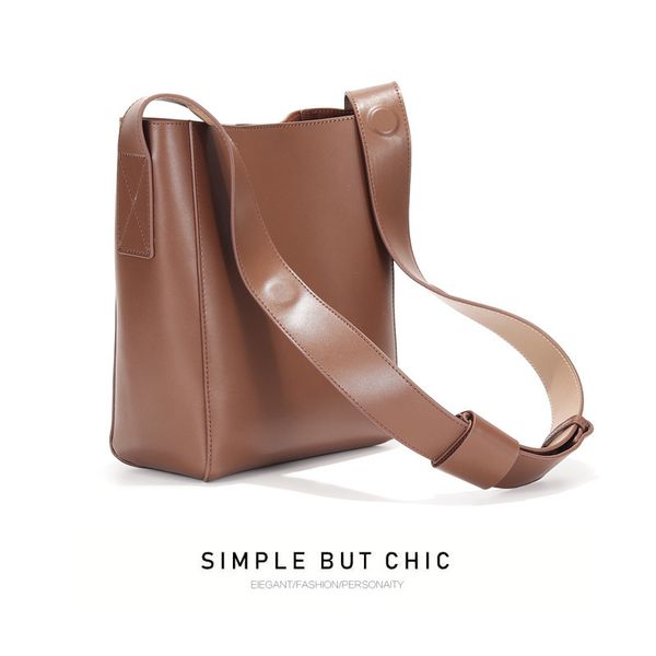 

lucky2019 design niche genuine leather woman spelling color portable diagonal cowhide sangle bucket package single shoulder satchel