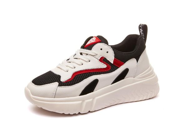 

early spring of 2020 the new leather with a breathable sneaker female, Black