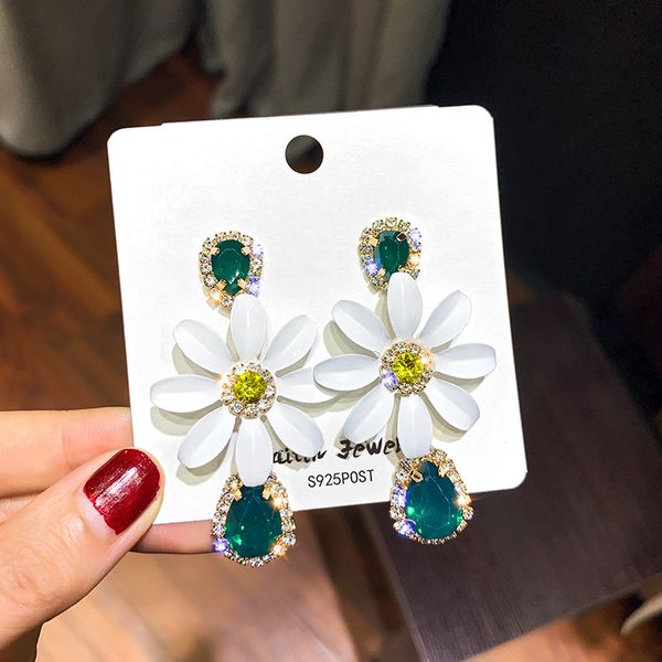 

2020 korea fashion jewelry elegant white flower dangle earrings luxury green crystal drop earrings for women gift, Silver
