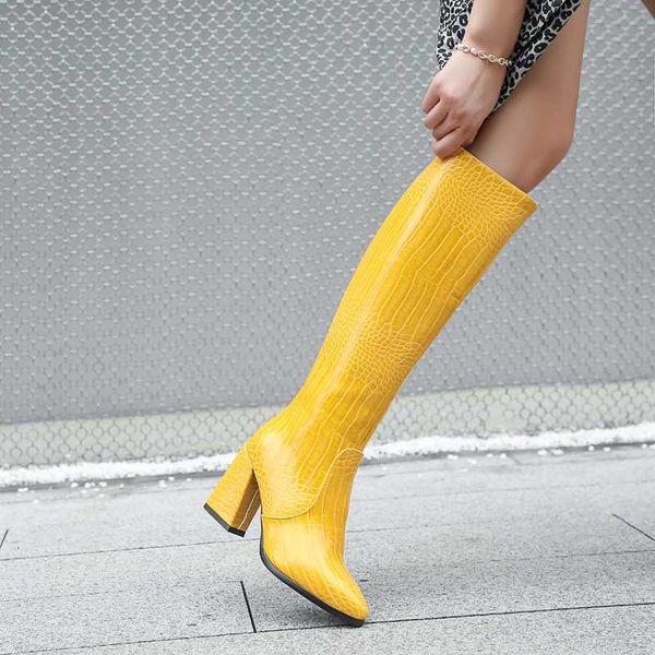 

boots ins women knee-high plus size 22-26.5 cm length autumn and winter plush warm crocodile pattern long booties 4 colors, Black