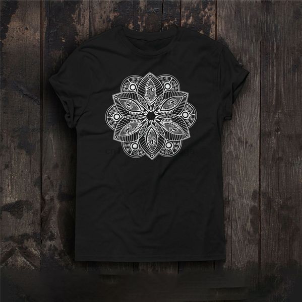 

mandala тенниска индуизм буддизм космос баланс йога boho фестиваль хамса рук casual tee shirt