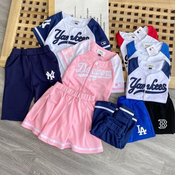 

Designer 2pcs tracksuit childrens clothes sport suit spring new the new listing Free shipping best sell beautiful handsome RS2Y