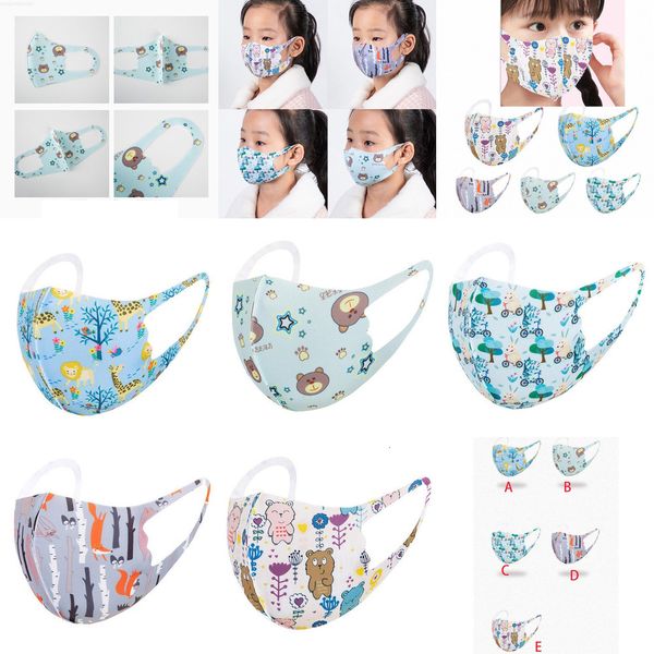 

fashion kids face mask childrens cartoon anime printed washable kidss protective breathable spring summer party masks dha617 yxaf#